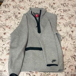 Nike Heather Gray Quarter-Zip Pullover